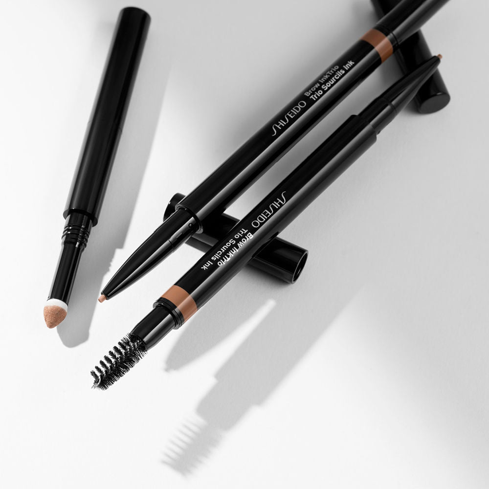 Shiseido Lápis de trio de tinta para sobrancelhas #02-taupe 0,31 gr