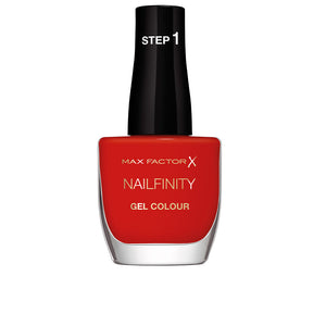 Max Factor Nailfinidade #420-spotlight nela