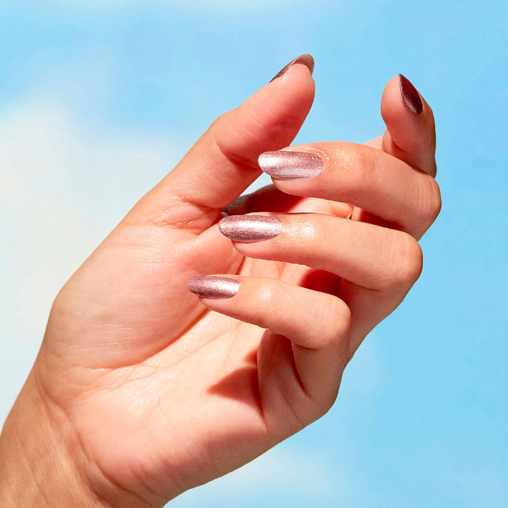 OPI Esmalte natural nature strong #intentions are rose gold 15 ml