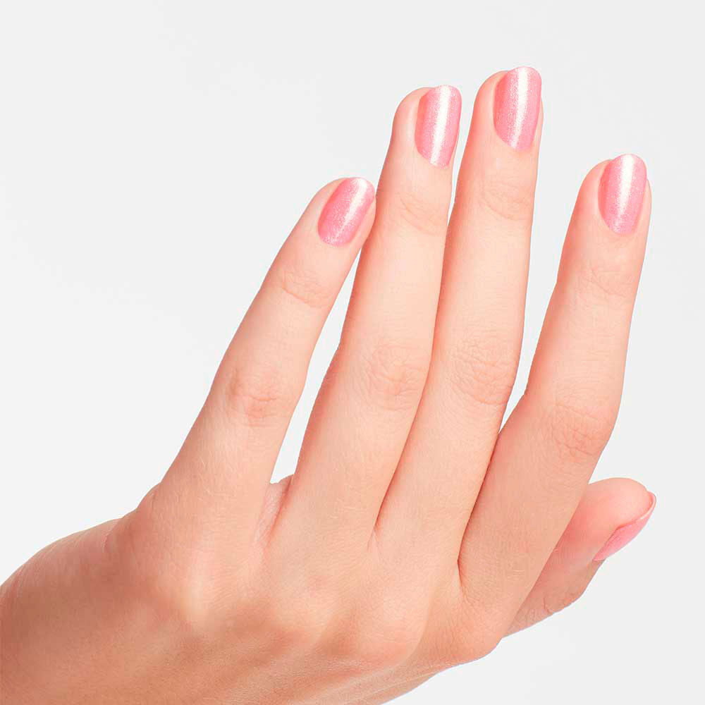 OPI Nail lacquer esmalte com duração de até 7 dias #regra das princesas! 15ml