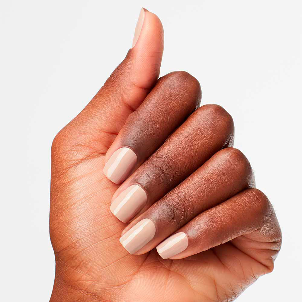 OPI Nail lacquer esmalte com duração de até 7 dias #samoan sand 15 ml