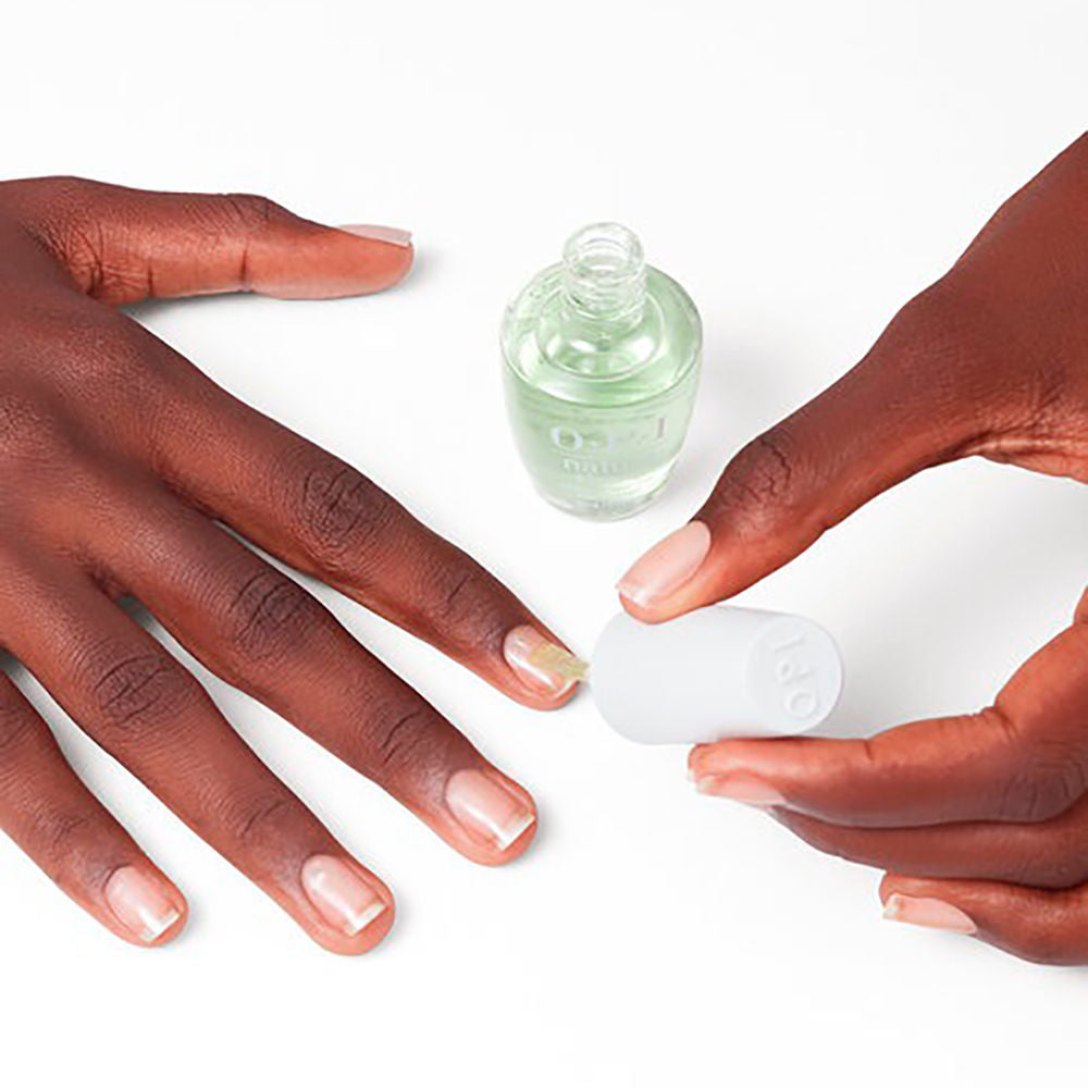 OPI Esmalte base natural nature strong 15 ml