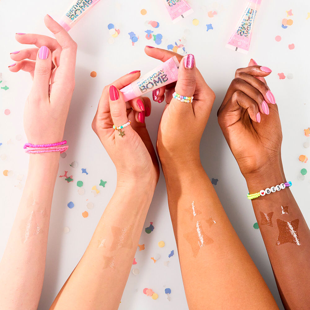 Essence Brilho labial bomba de aniversário #01-cake my diâmetro 10 ml