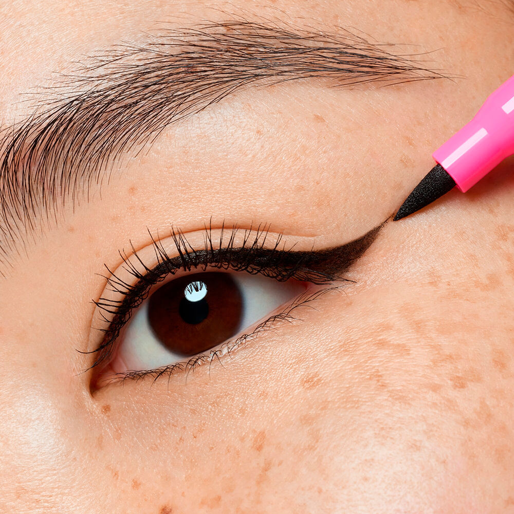 Essence Alinhe como um profissional! delineador #01-preto 1,2 ml