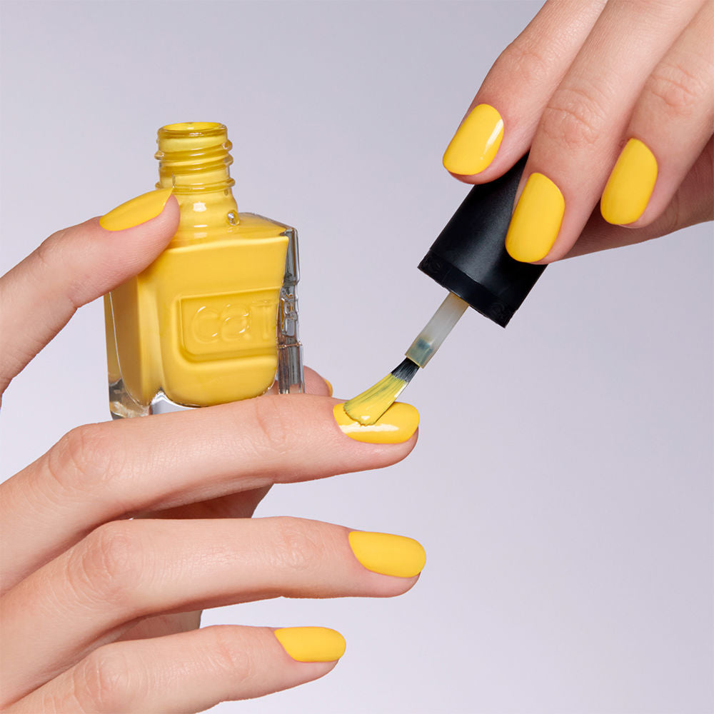 Catrice Esmalte gel affair #013-to abelha or não to abelha 10,5 ml