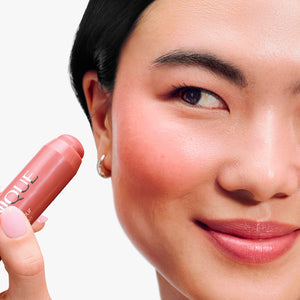 Clinique Bálsamo para bochechas com cor CHUBBY STICK #Amp'd Up Apple 6 g