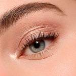 Essence Sombra para olhos monocromática perolada nº 02 - taupe sedoso 2 g