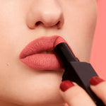 Revlon Mass Market Batom tinta de camurça colorstay nº 05 - garota gostosa 2,55 ml