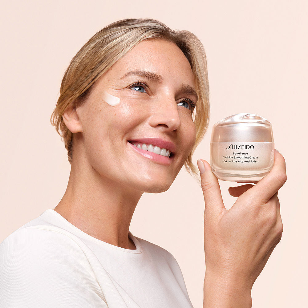 Shiseido Creme antirrugas beneficência, estojo com 3 unidades