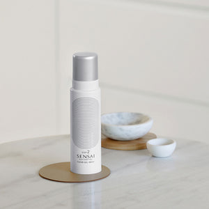 Sensai Gel de limpeza purificante sedoso 145 ml