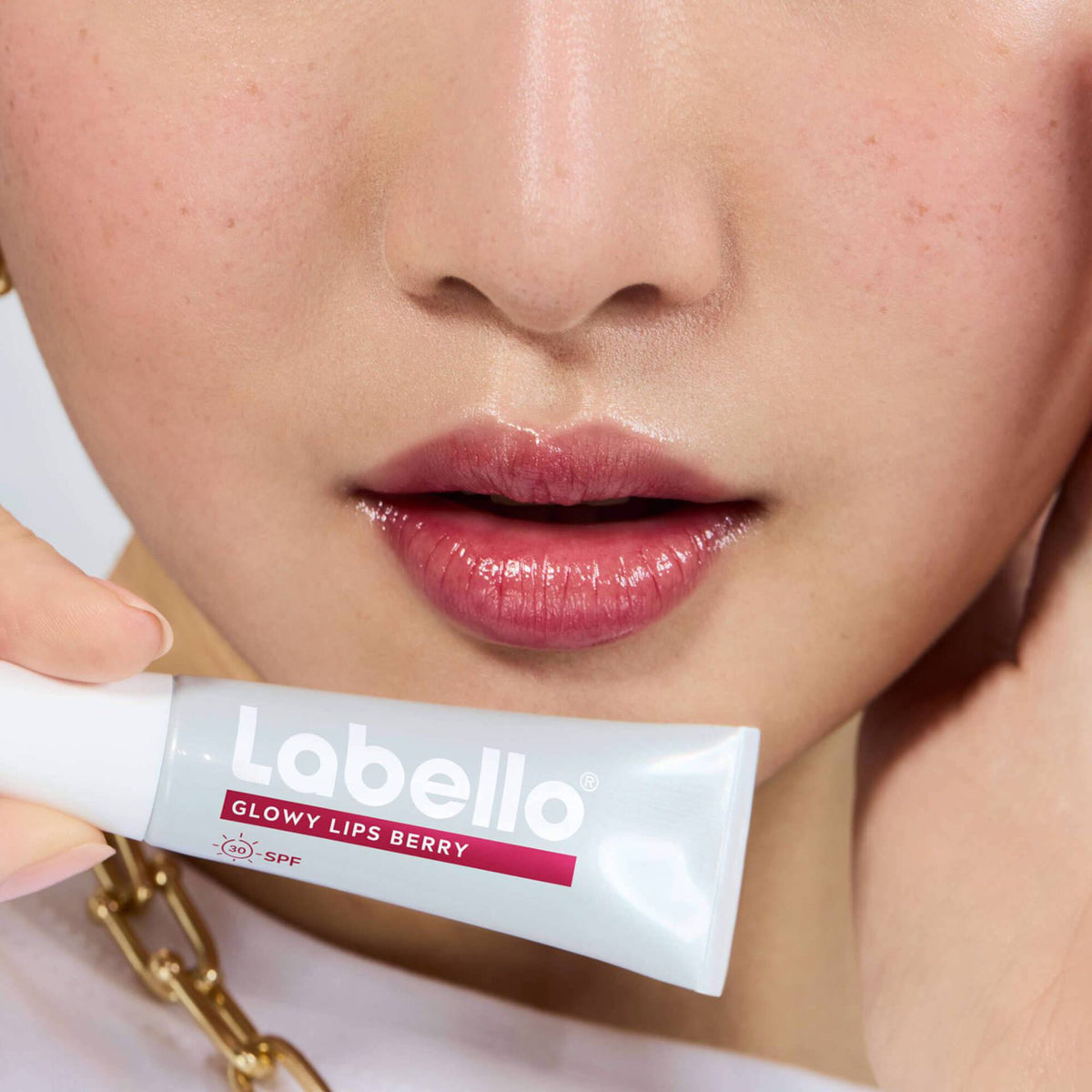Labello Glowy Lips Berry FP30 10 ml