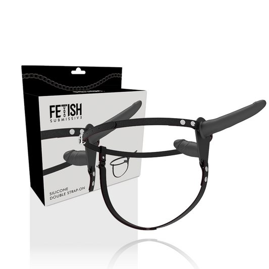 Fetiche Sumisa Arnés Penetración Doble Negro