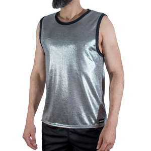 Macho - Camiseta com Glitter Fino Tamanho L/XL